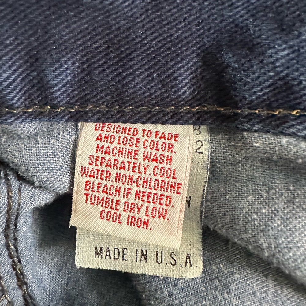 Girbaud Vintage Jeans.  Size 4 - Picture 3 of 9